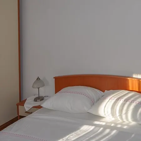 Semesterbostad Holiday Vrgorac Korčula